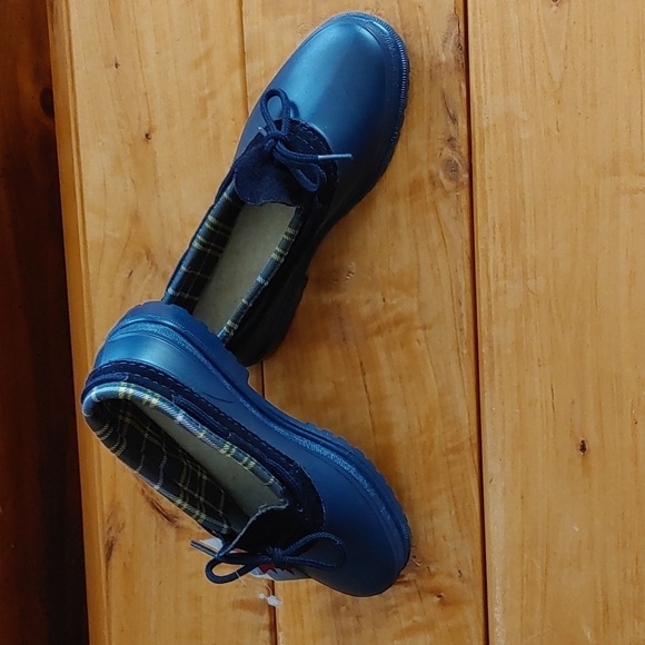 🇨🇦NWT Boys Baffin Navy Waterproof Duck Shoe Youth Size 1 - Picture 3 of 15